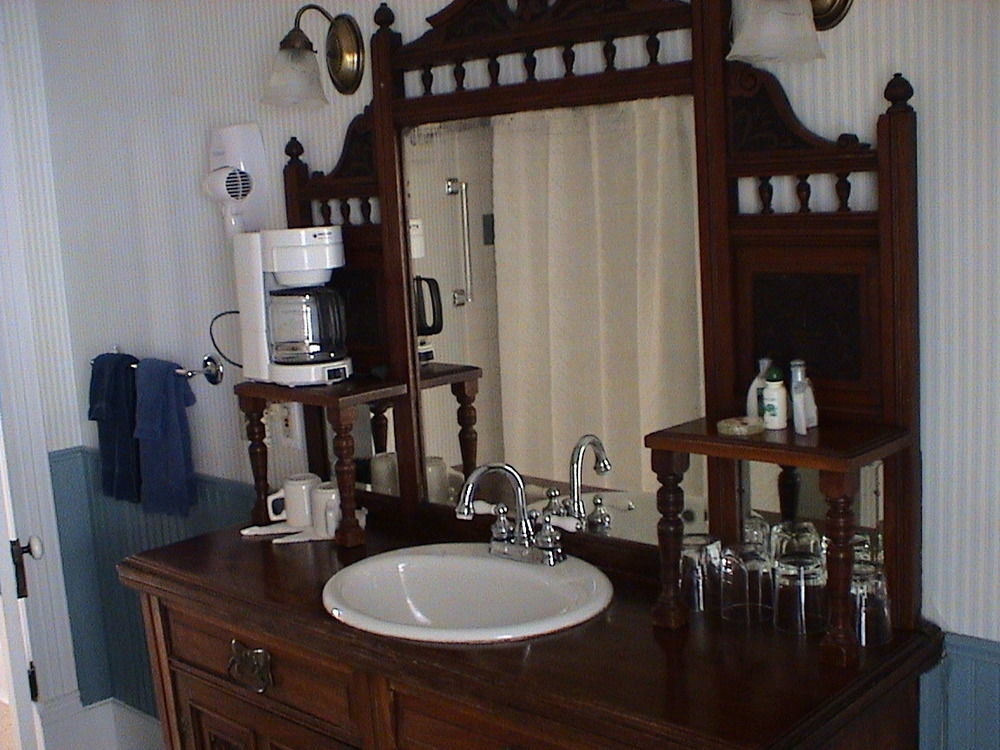 The Inn At Penn Cove Coupeville Room photo